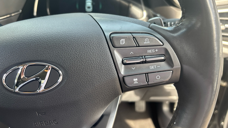 Hyundai IONIQ 1.6 GDi Hybrid Premium SE 5dr DCT Hybrid Hatchback